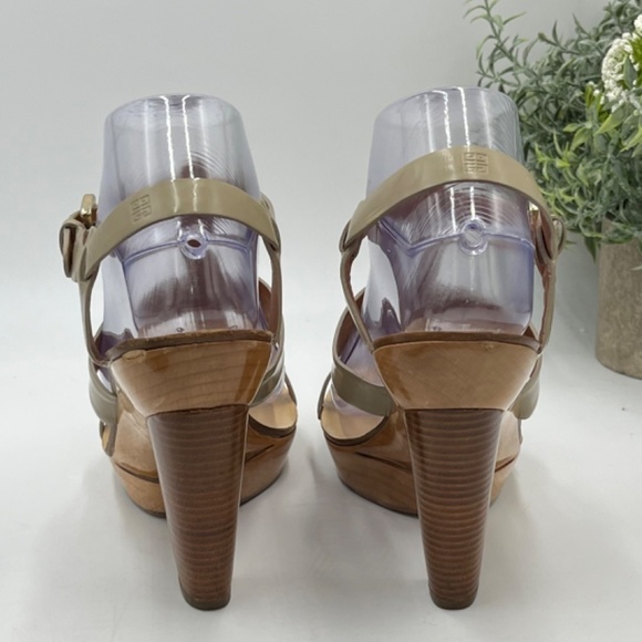 GIVENCHY Tan Wood Platform Patent Leather T-Strap Cone Heel Sandals‎ Sz 38/7.5 - Picture 3 of 15